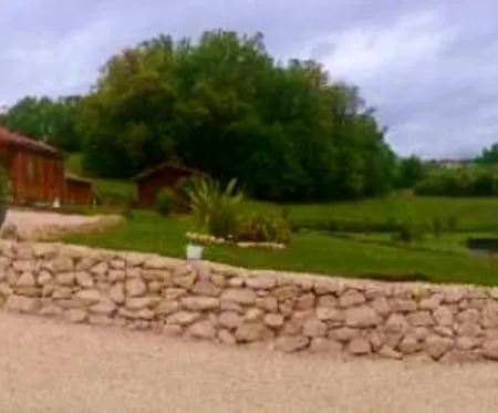 Chalet A Avec Piscine Et Jardin *