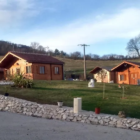 木屋 A Avec Piscine Et Jardin Dausse