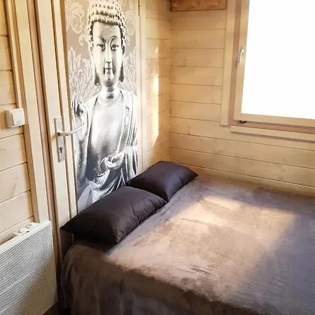 Chalet A Avec Piscine Et Jardin *