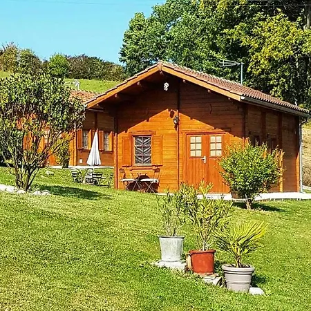 A Avec Piscine Et Jardin Dausse