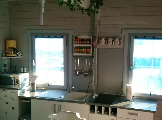 A Avec Piscine Et Jardin Chalet