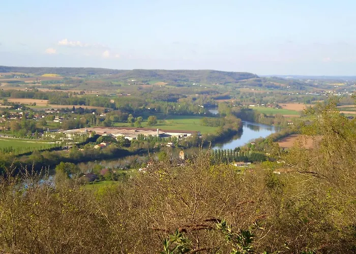 à Avec Piscine Et Jardin Chalet
